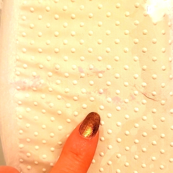 Spa Beauty Gift Set! Cozy Slippers, Sleep Mask & Photo Album, White & Purple, M - Picture 15 of 15